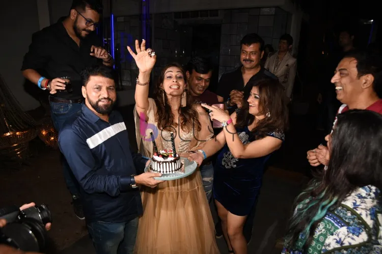 IPL Anchor Priyanka Tiwari Celebrate her birthday with bollywood celebs and friends