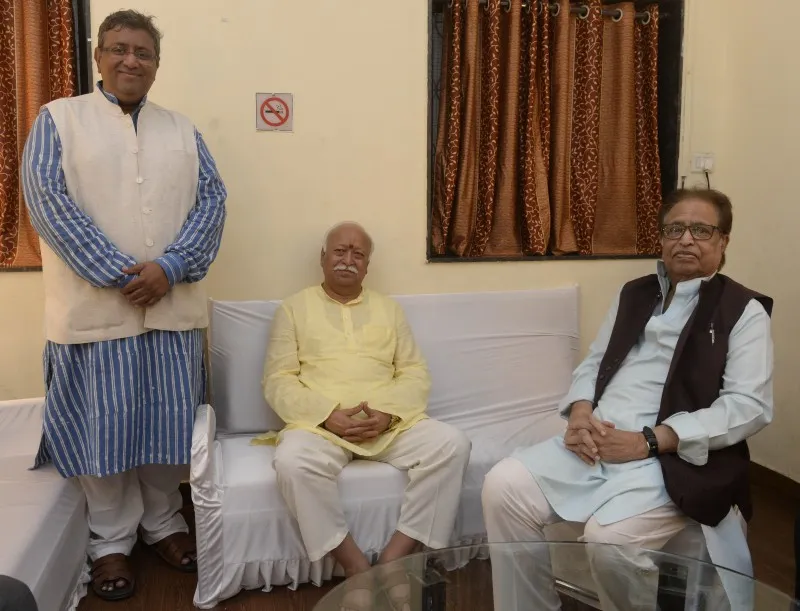 Adinath Mangeshkar, Mohan Bhagwat and Hridaynath Mangeshkar