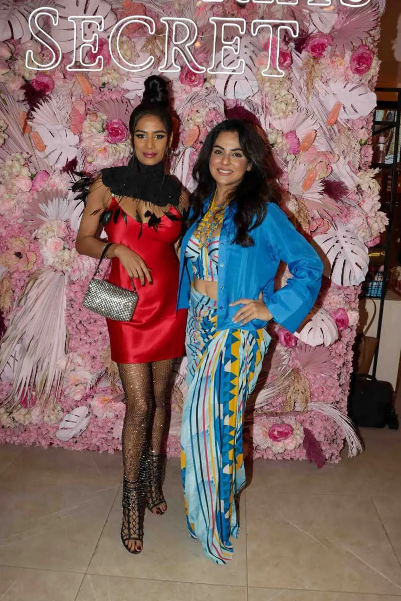 Poonam Pandey with SAra Afreen Khan during Victoria Secret's Sumer Punch Event in Mumbai hosted by Sara Afreen Khan